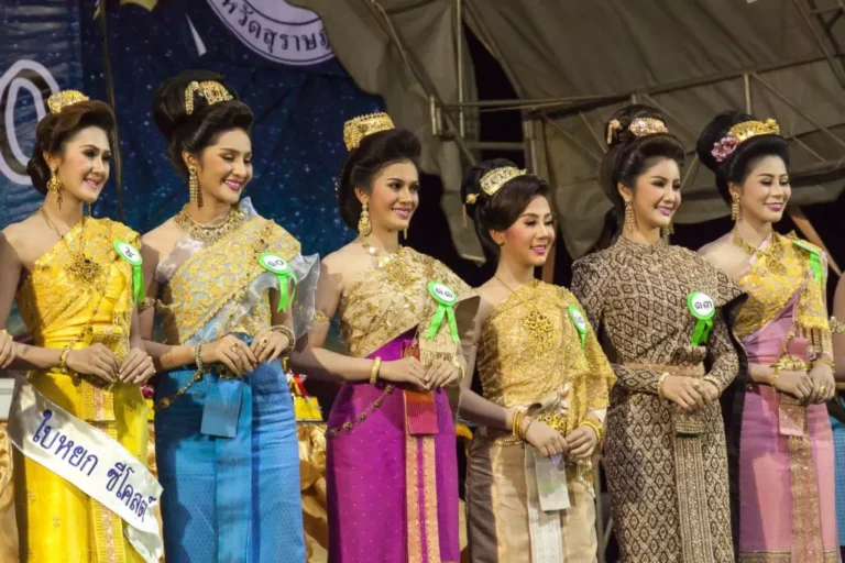 Thai style fashion: how to dress in Thailand